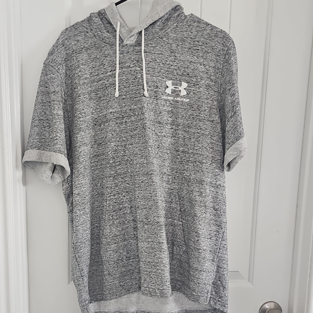 Under Armour Short Sleeve